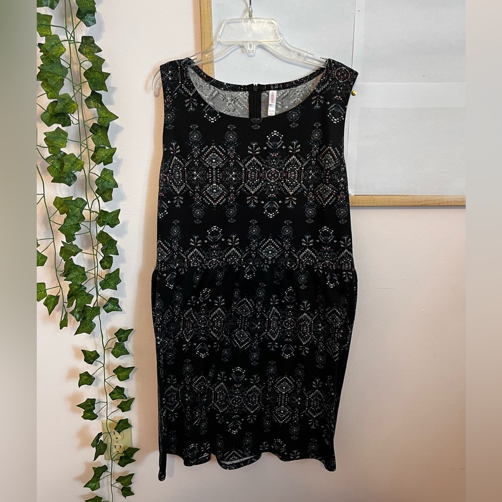 Xhilaration Patterned and Black Dress
